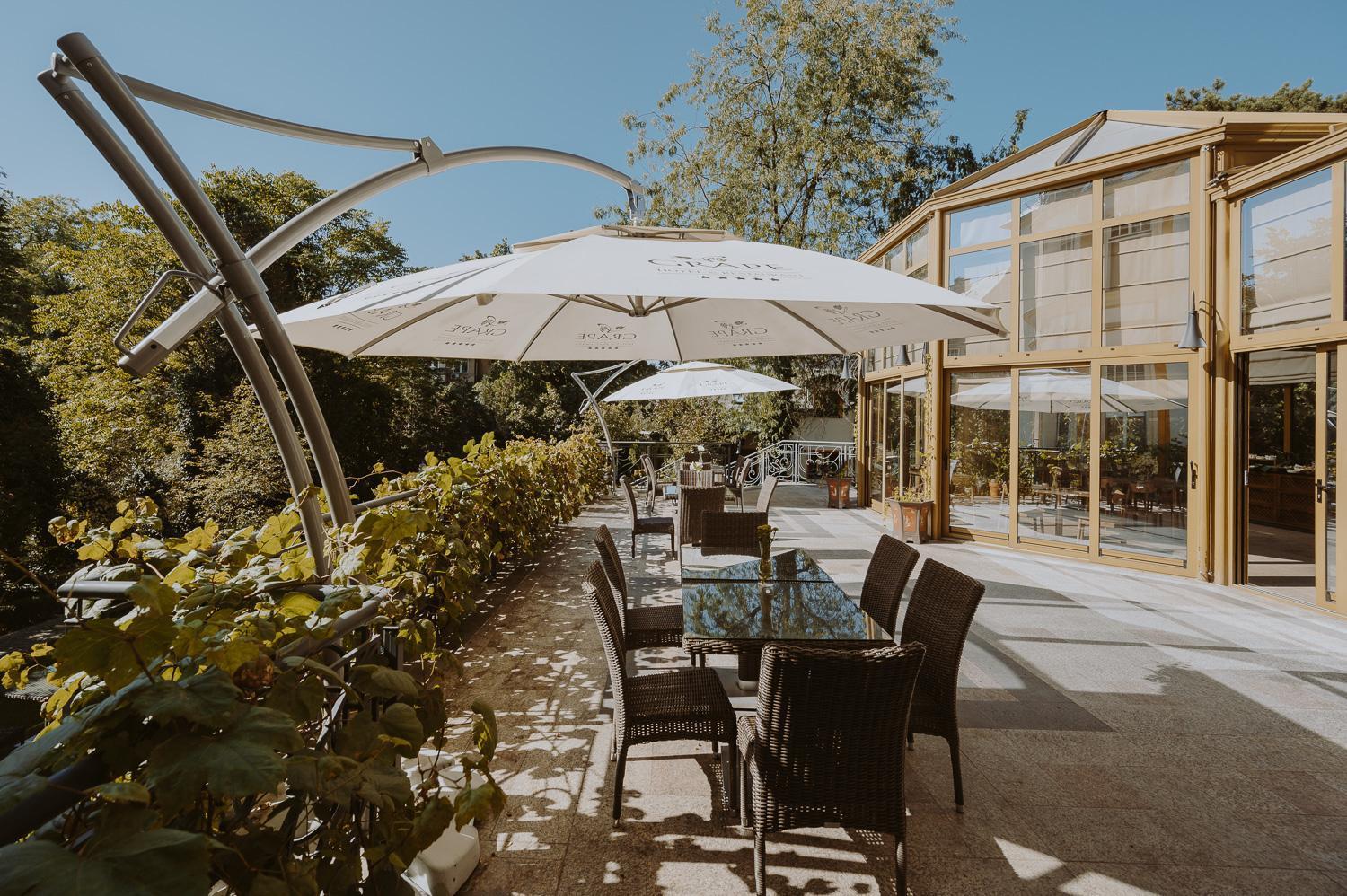 Grape Hotel Вроцлав Екстериор снимка