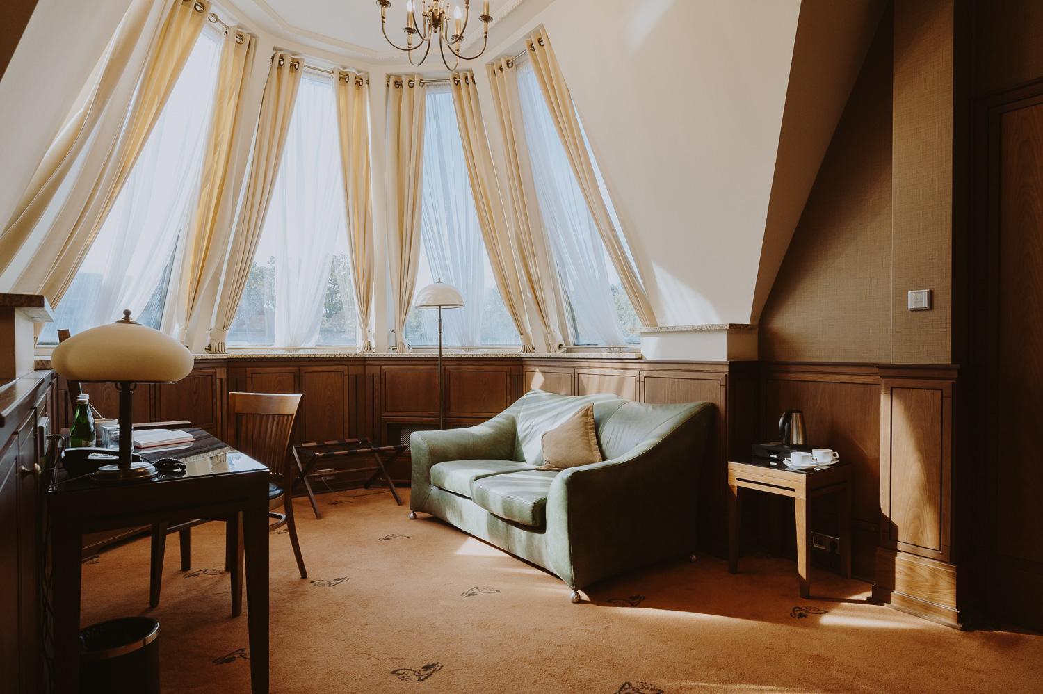 Grape Hotel Вроцлав Екстериор снимка